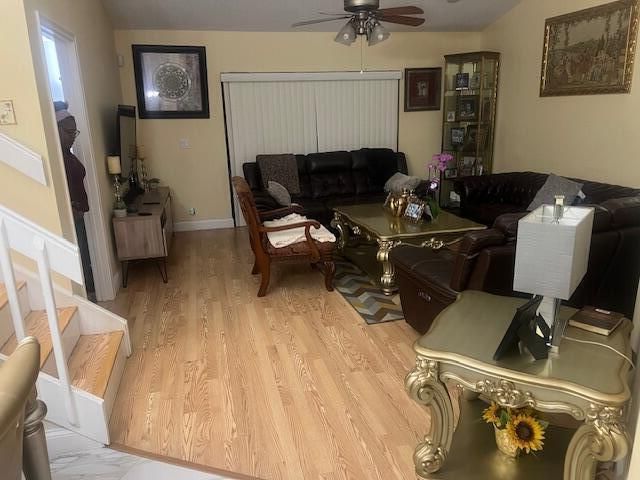143 W Tara Lakes Dr Drive W, Boynton Beach, FL 33436