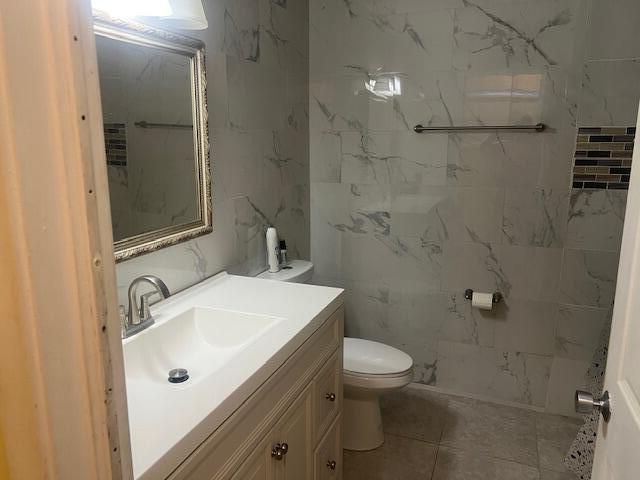 143 W Tara Lakes Dr Drive W, Boynton Beach, FL 33436
