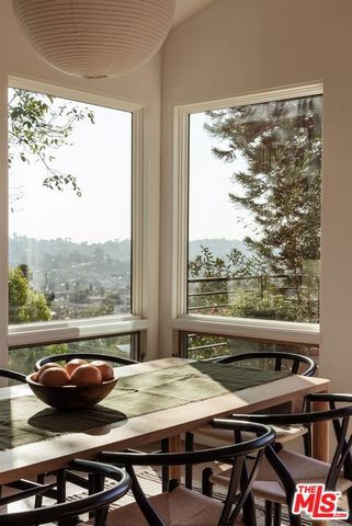 1929 Phillips Way, Los Angeles, CA 90042