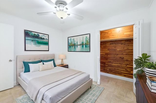 902 37TH STREET W, Bradenton, FL 34205
