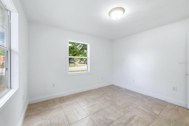 902 37TH STREET W, Bradenton, FL 34205