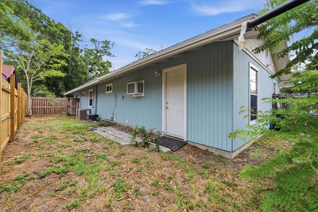 902 37TH STREET W, Bradenton, FL 34205