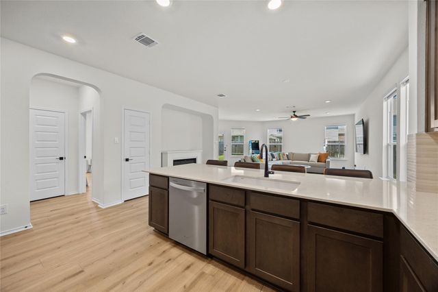 137 Lost Treasure TER, Georgetown, TX 78628