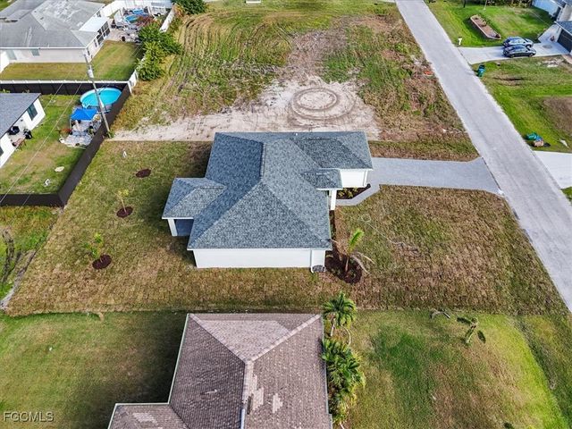2213 NW 1st TER, Cape Coral, FL 33993