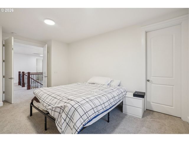 1012 Nw GOODWIN St, Camas, WA 98607