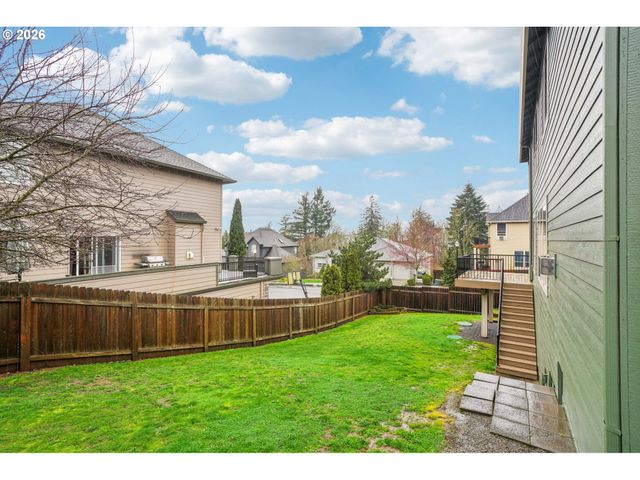 1012 Nw GOODWIN St, Camas, WA 98607