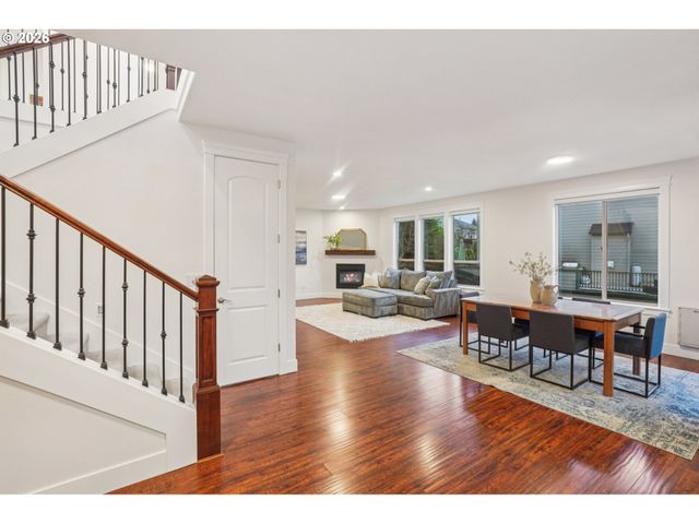 1012 Nw GOODWIN St, Camas, WA 98607