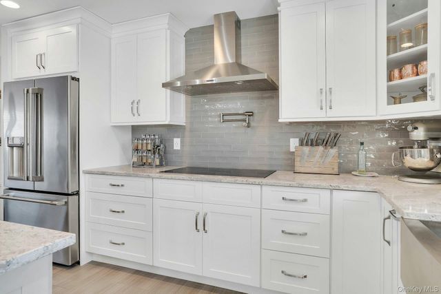 108 Hayrick Lane, Commack, NY 11725