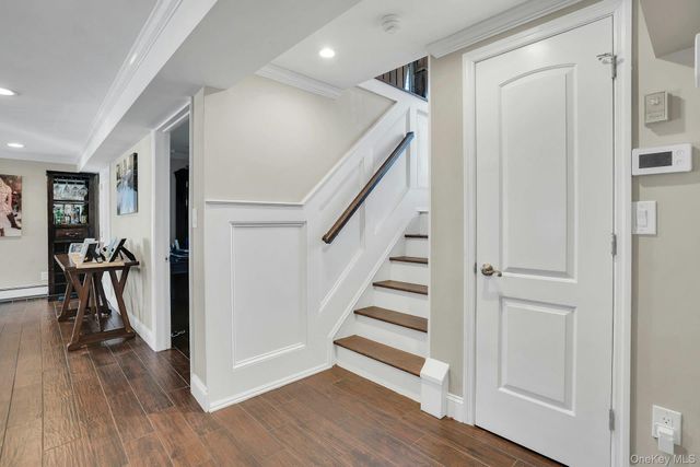 108 Hayrick Lane, Commack, NY 11725