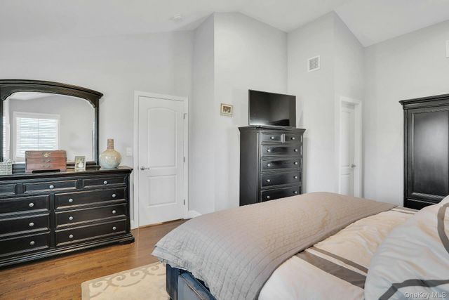 108 Hayrick Lane, Commack, NY 11725