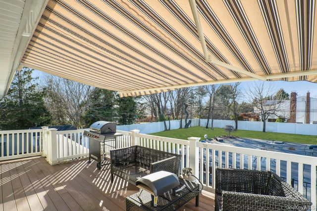 108 Hayrick Lane, Commack, NY 11725