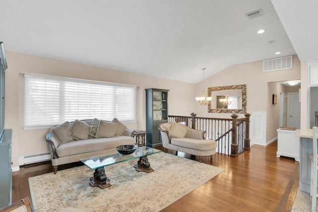 108 Hayrick Lane, Commack, NY 11725