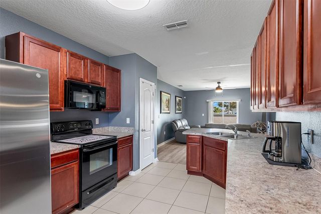 1108 BRENTON MANOR DRIVE, Winter Haven, FL 33881