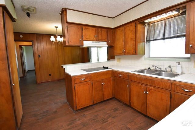 4014 Beatrice, Dickinson, TX 77539