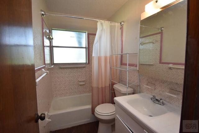 4014 Beatrice, Dickinson, TX 77539