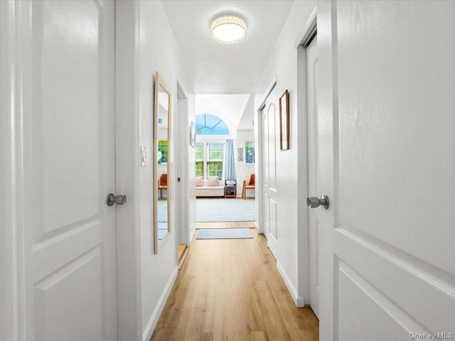 208 Hendrick Avenue E, Glen Cove, NY 11542