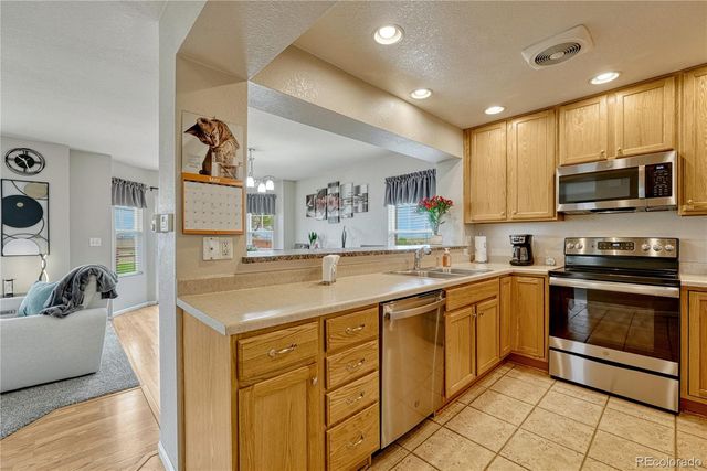 24485 E Wagon Trail Avenue, Aurora, CO 80016