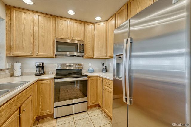 24485 E Wagon Trail Avenue, Aurora, CO 80016