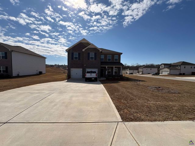 1100 HOLLAND DR, Hampton, GA 30228