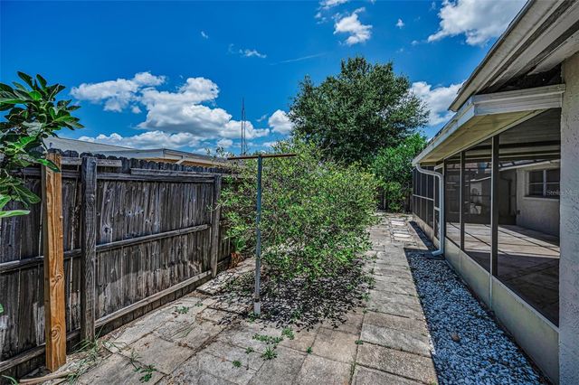 5817 10TH AVENUE, New Port Richey, FL 34652