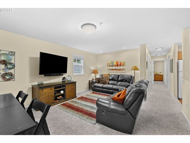 420 ELK CREEK Rd 503, Cannon Beach, OR 97110