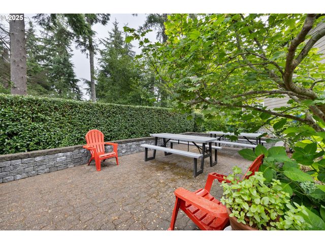 420 ELK CREEK Rd 503, Cannon Beach, OR 97110