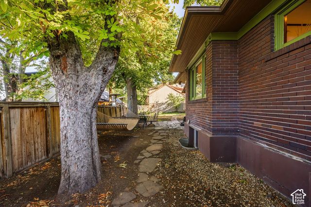 1205 E YALE AVE, Salt Lake City, UT 84105
