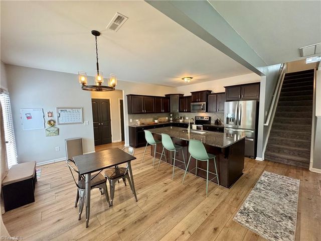 1769 Pinnacle Oaks Drive, Rural Hall, NC 27045