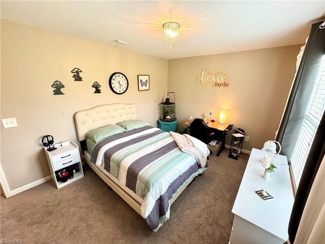 1769 Pinnacle Oaks Drive, Rural Hall, NC 27045