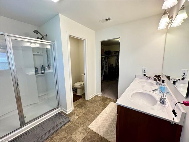 1769 Pinnacle Oaks Drive, Rural Hall, NC 27045