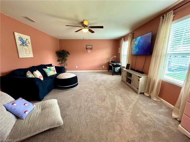 1769 Pinnacle Oaks Drive, Rural Hall, NC 27045