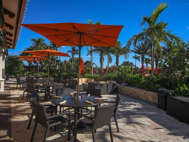 13604 MESSINA LOOP 102, Bradenton, FL 34211