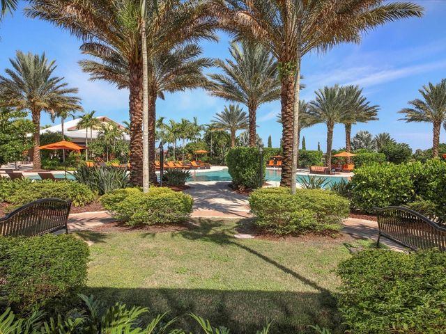 13604 MESSINA LOOP 102, Bradenton, FL 34211