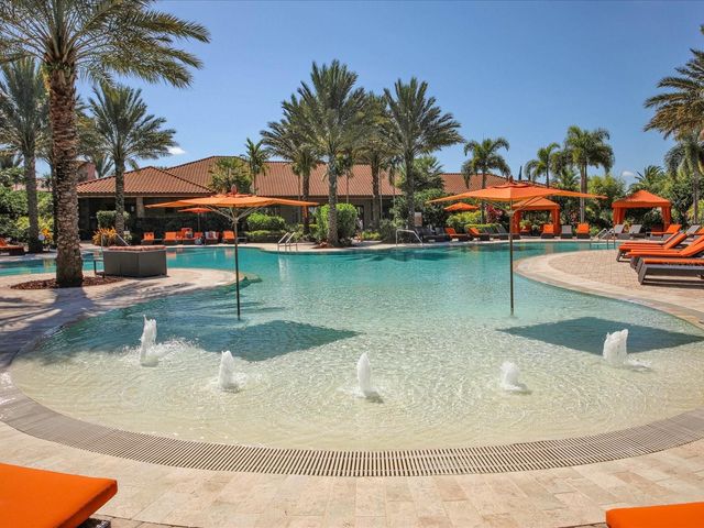 13604 MESSINA LOOP 102, Bradenton, FL 34211