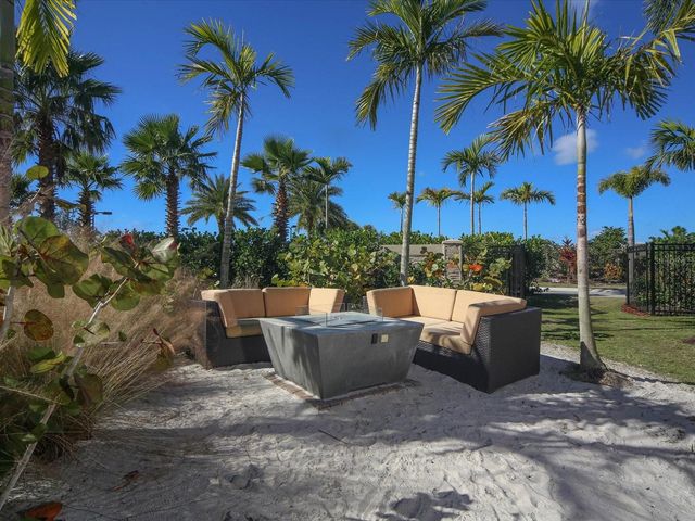 13604 MESSINA LOOP 102, Bradenton, FL 34211