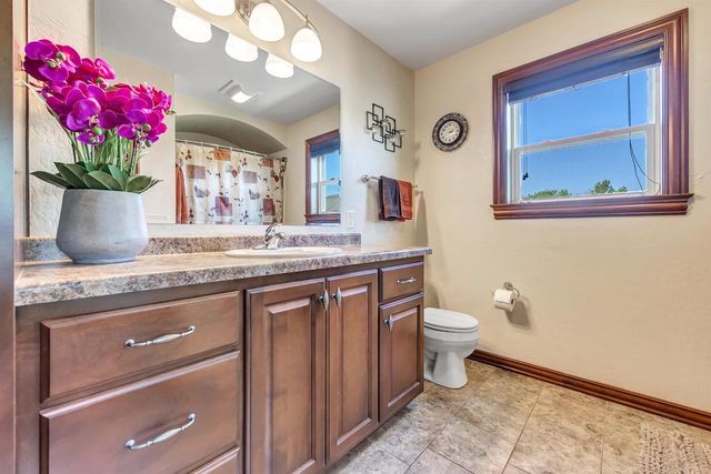 988 CREEK COURT, Little Suamico, WI 54141
