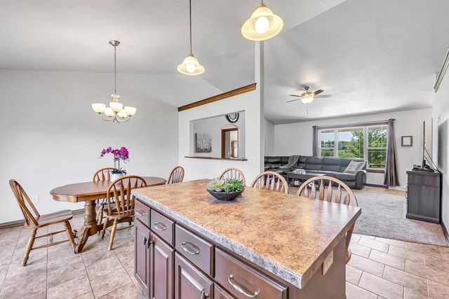 988 CREEK COURT, Little Suamico, WI 54141