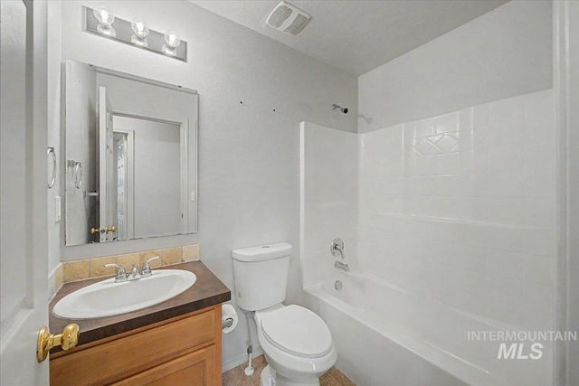 16607 Chino Ave, Caldwell, ID 83607