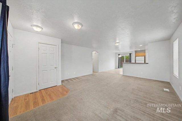 16607 Chino Ave, Caldwell, ID 83607