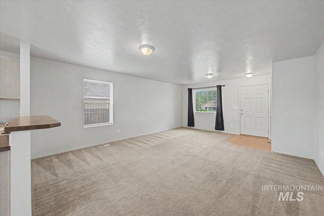 16607 Chino Ave, Caldwell, ID 83607