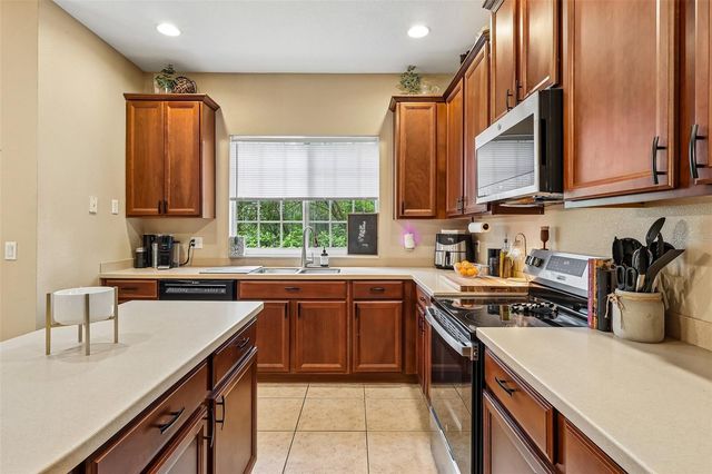 5605 RUTHERFORD PLACE, Oviedo, FL 32765