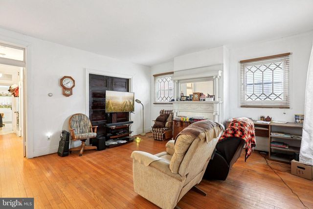 10 N MAIN ST, Woodsboro, MD 21798