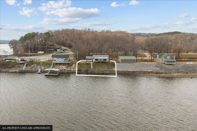 269 Paradise Ln, Stewart, TN 37175