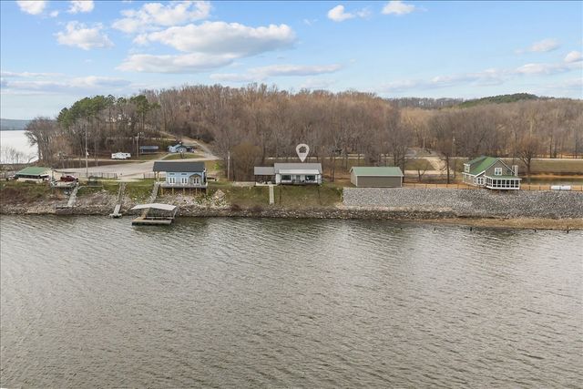 269 Paradise Ln, Stewart, TN 37175