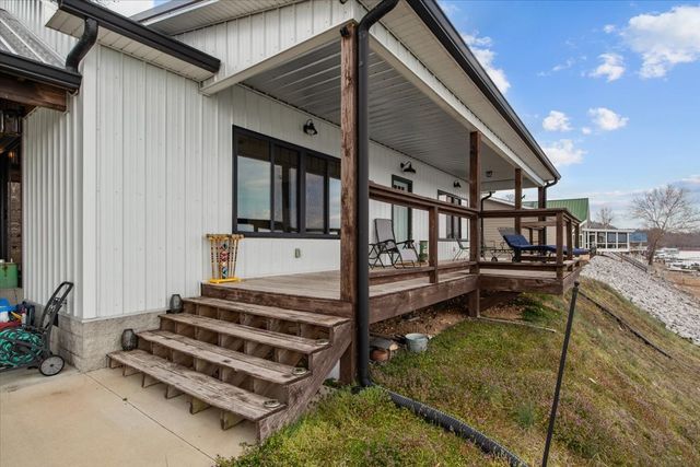 269 Paradise Ln, Stewart, TN 37175