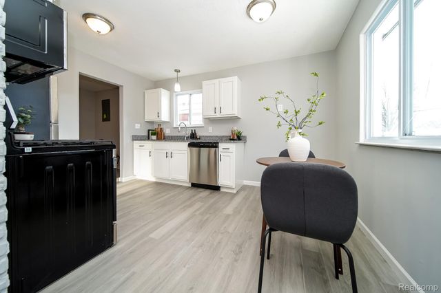 6179 Fellrath Street, Taylor, MI 48180