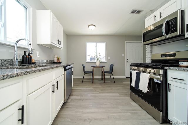 6179 Fellrath Street, Taylor, MI 48180