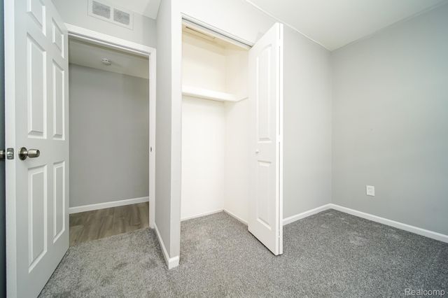 6179 Fellrath Street, Taylor, MI 48180