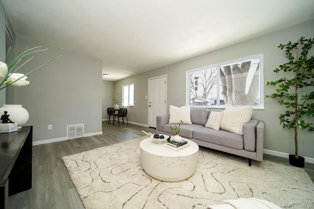 6179 Fellrath Street, Taylor, MI 48180