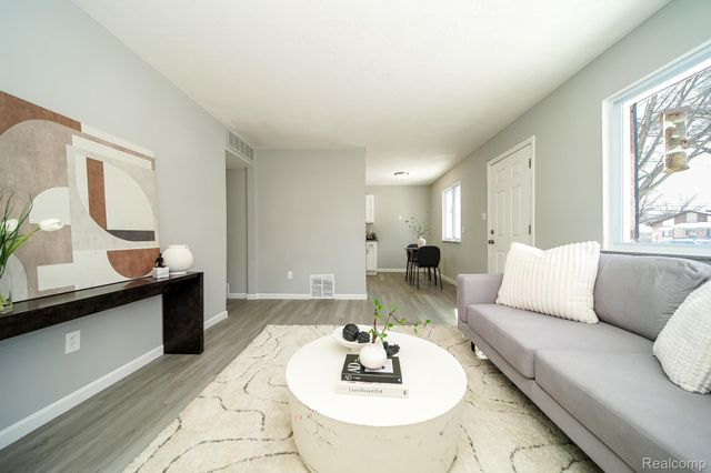 6179 Fellrath Street, Taylor, MI 48180